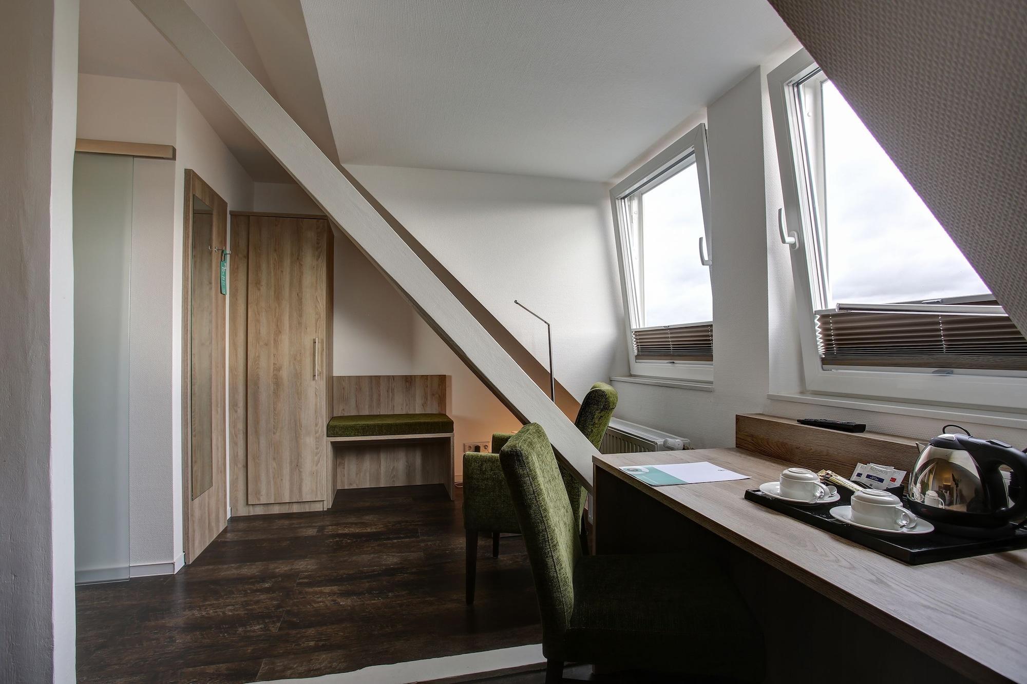 Trip Inn Hotel Esplanade, Duesseldorf Экстерьер фото